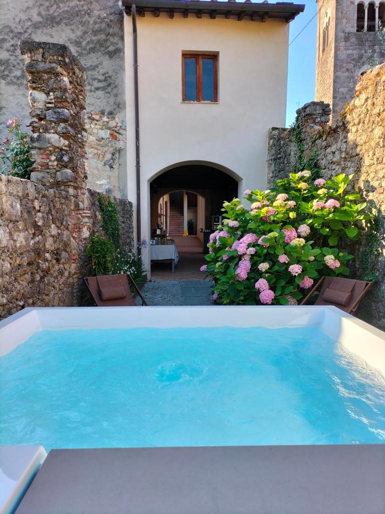 Badia Giulia Prestigious Historical B&B, Camaiore Adults only - Pets free photo 4