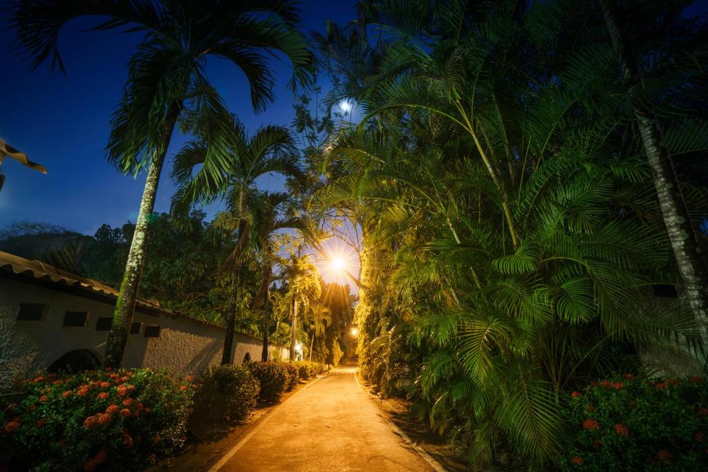 Casa Guardia Panama - Tap to explore photos