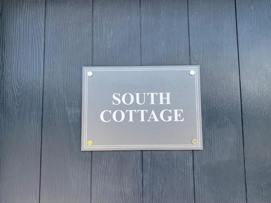South Cottage - Garden, Views, Parking, Dogs, Cheshire, Walks, Family photo 2
