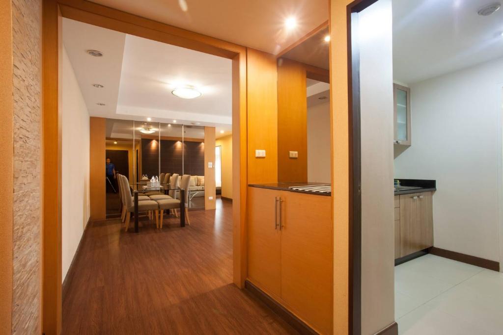 Lovely Two Bedroom In Bangkok Downtown Mrtbts photo 2
