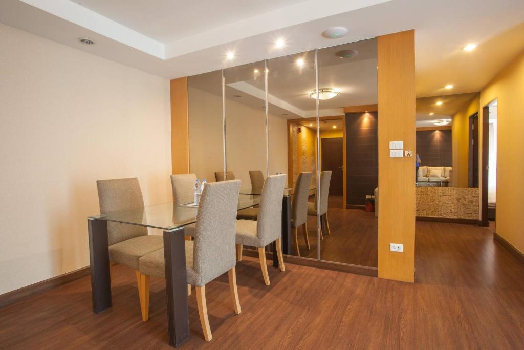 Lovely Two Bedroom In Bangkok Downtown Mrtbts photo 4