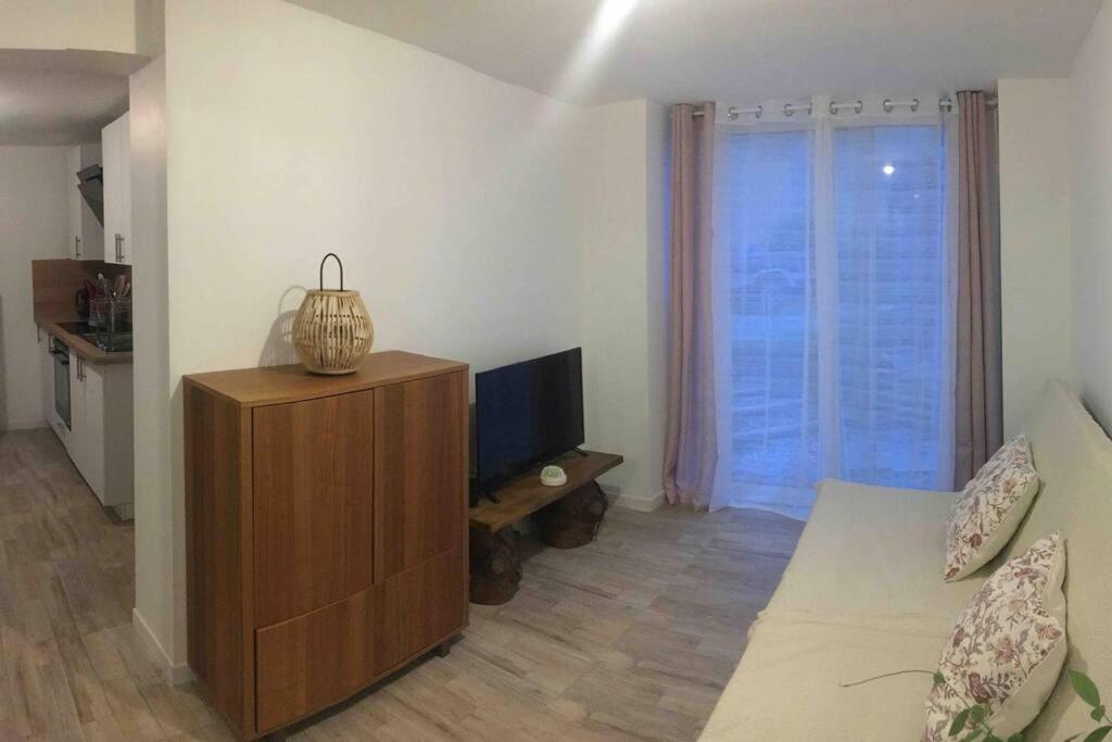 Logement indépendant Piscine et Jardin photo 4