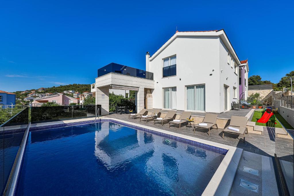 Villa Le Soleil photo 1