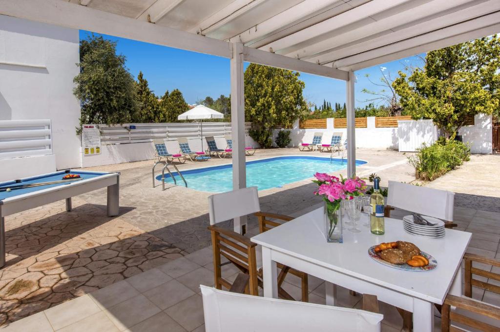 Villa Anatoli by Villa Plus photo 2