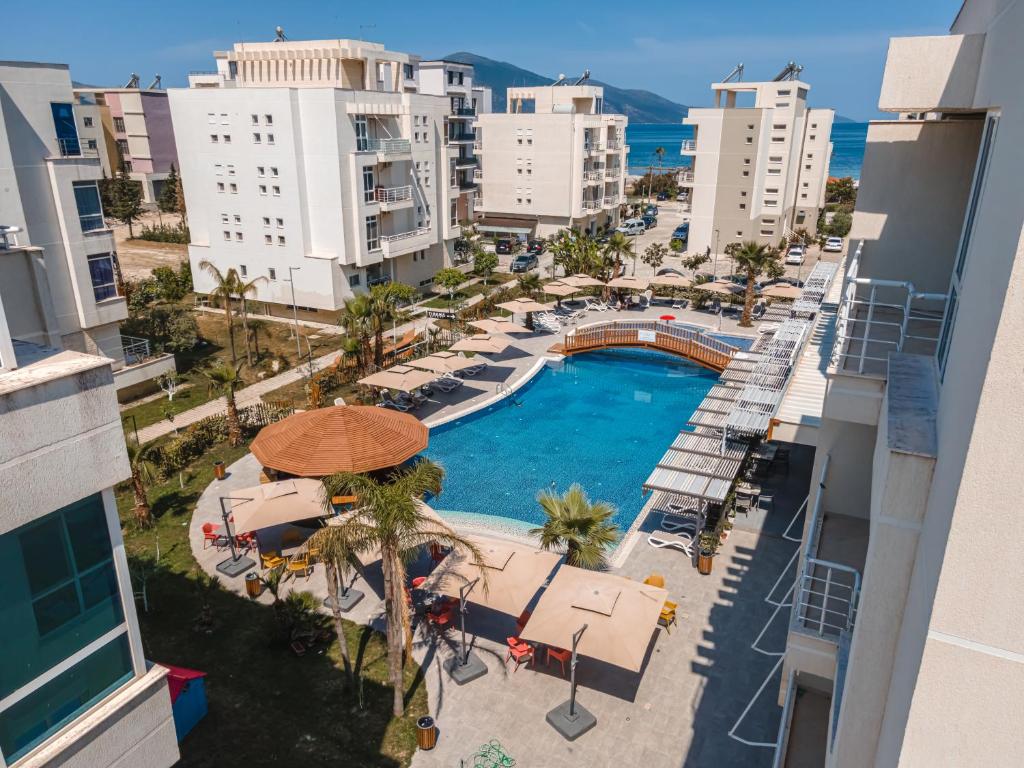 Ledina Hotel photo 1