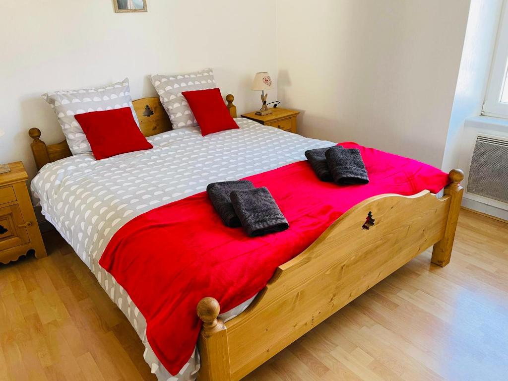 Appt 50m2, 4 personnes, ménage, draps et serviettes inclus photo 3