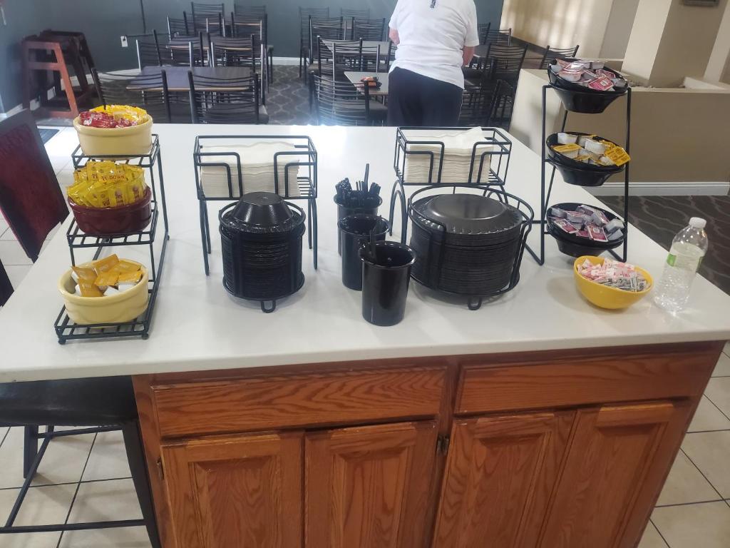 GrandStay Hotel & Suites Ames photo 2