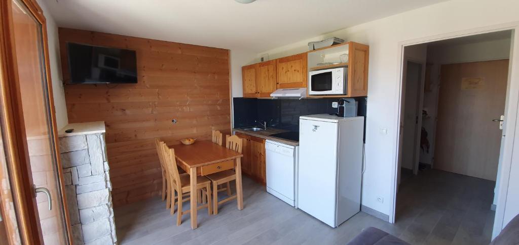 Appartement 3 étoiles 6 personnes les Orres 1800 photo 3