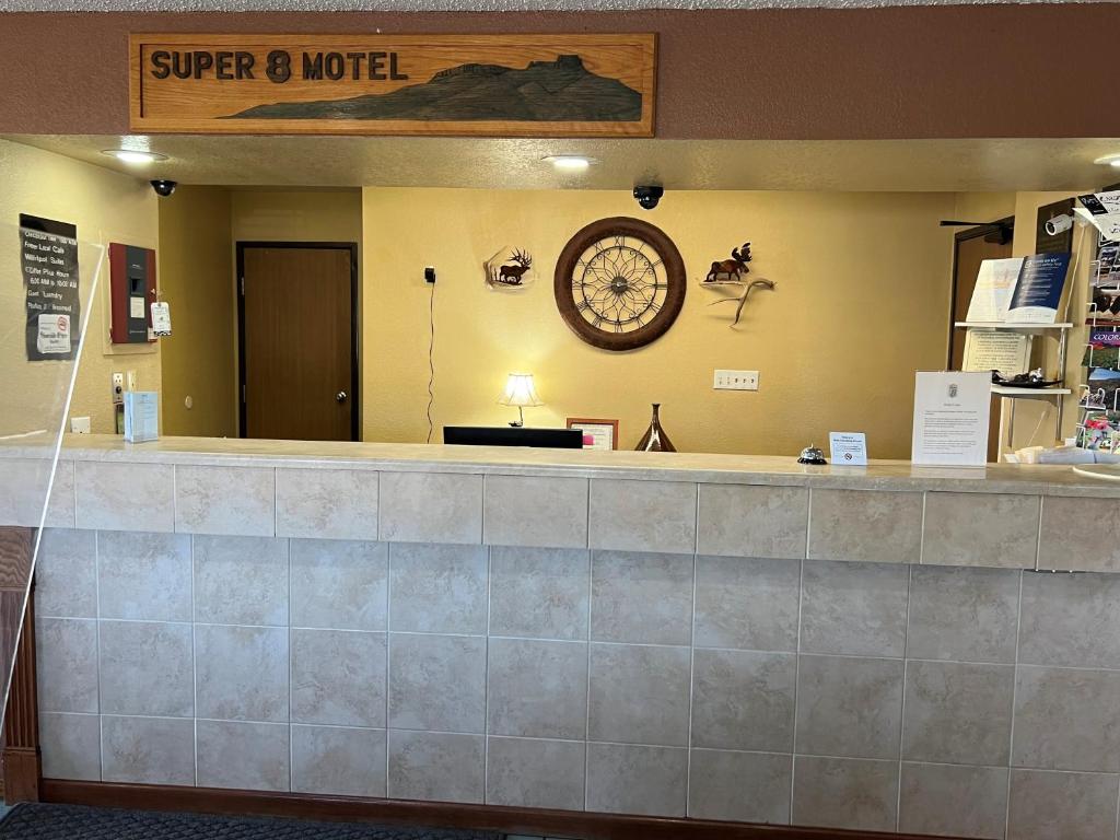 Super 8 by Wyndham Trinidad photo 1