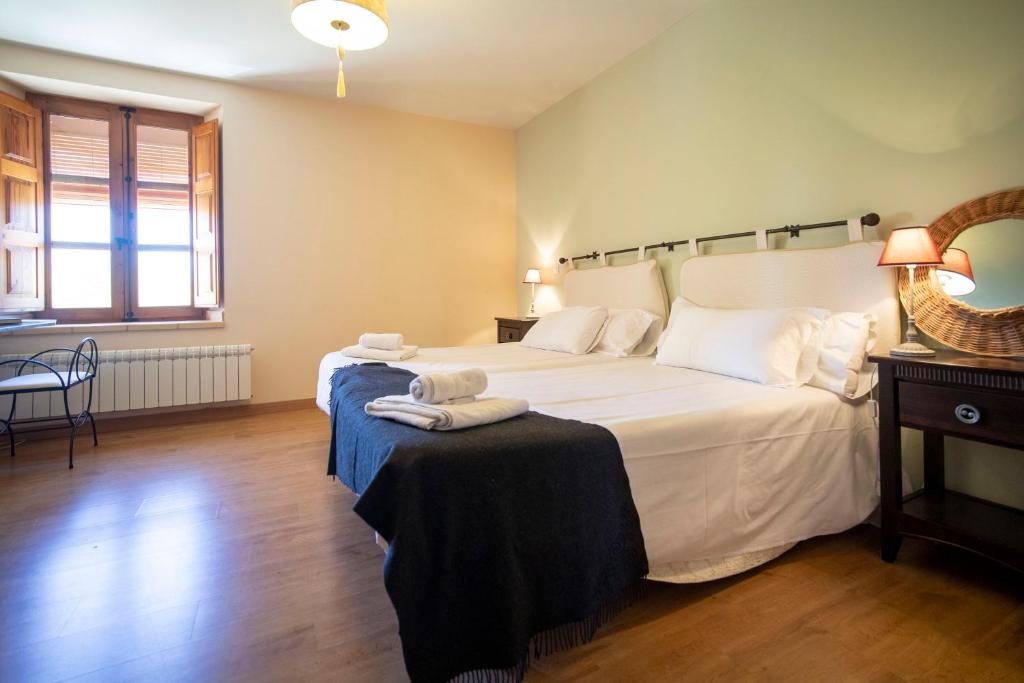 Apartamentos Ribera del Duero Las Escuelas photo 4