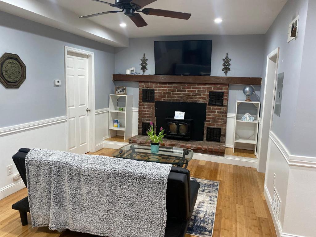 Cozy Cottage with Fireplace image