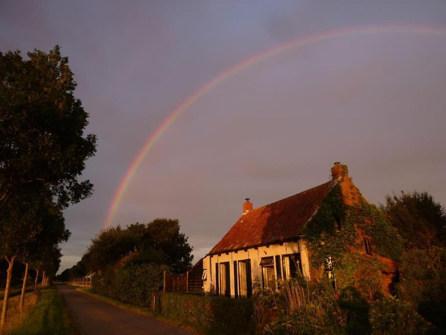 Dijkhuisje Zeeland photo 1