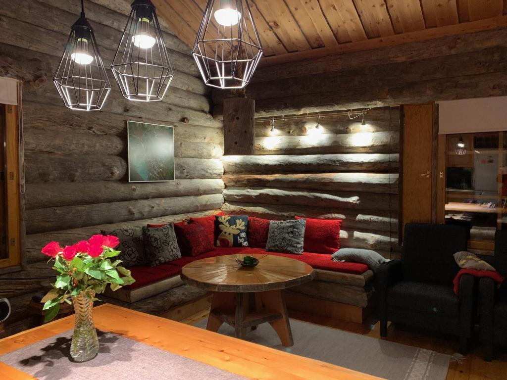 Logwood Chalet photo 2