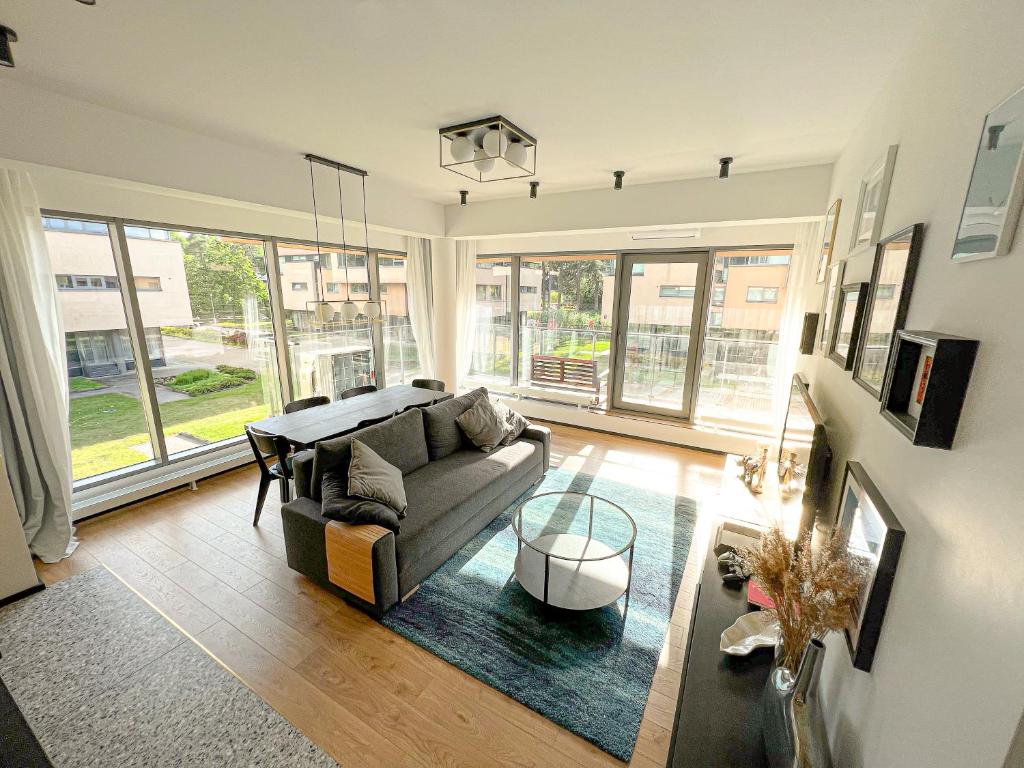 New Exclusive 2BD apartment by the sea photo 2