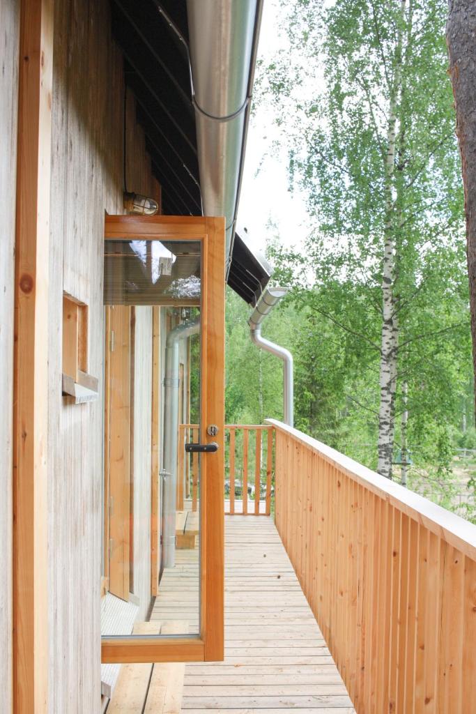 Pinewood Guesthouse photo 1