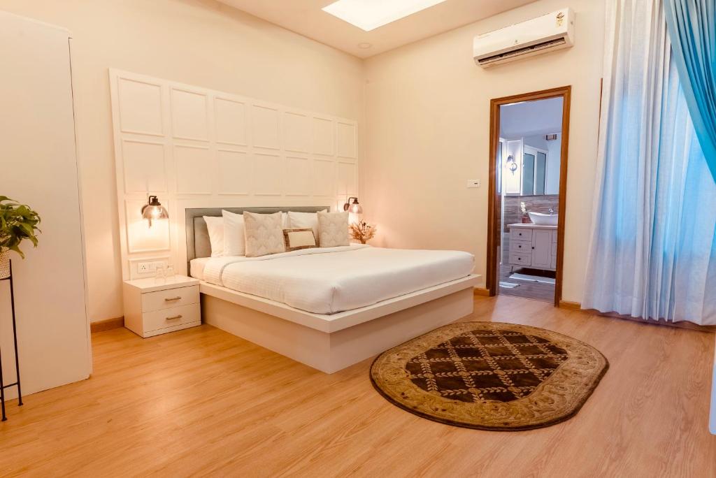 Silver Leaf Apartments photo 3