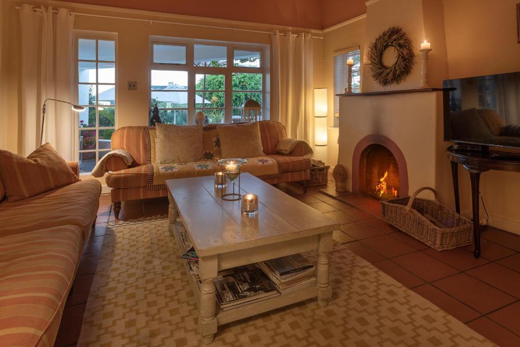 Walker Bay Manor Mansion photo 4