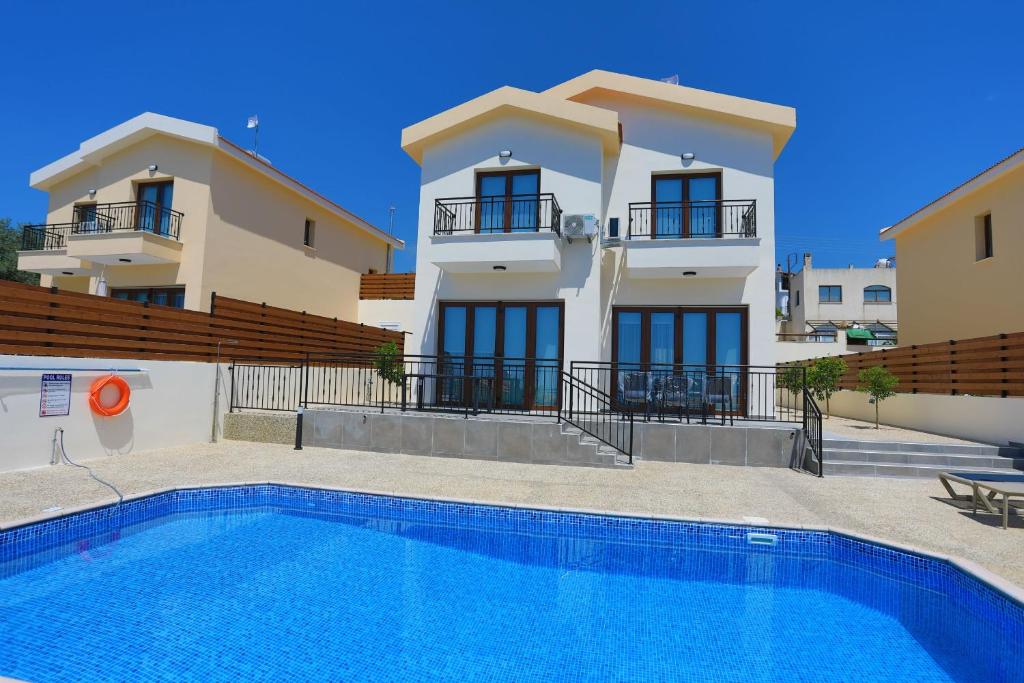 Villa Ernica photo 4
