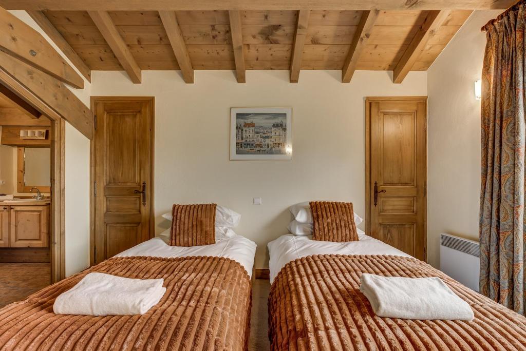Chalet Ecritoire - Alpes Travel - Les Houches - Sleeps 10 photo 4