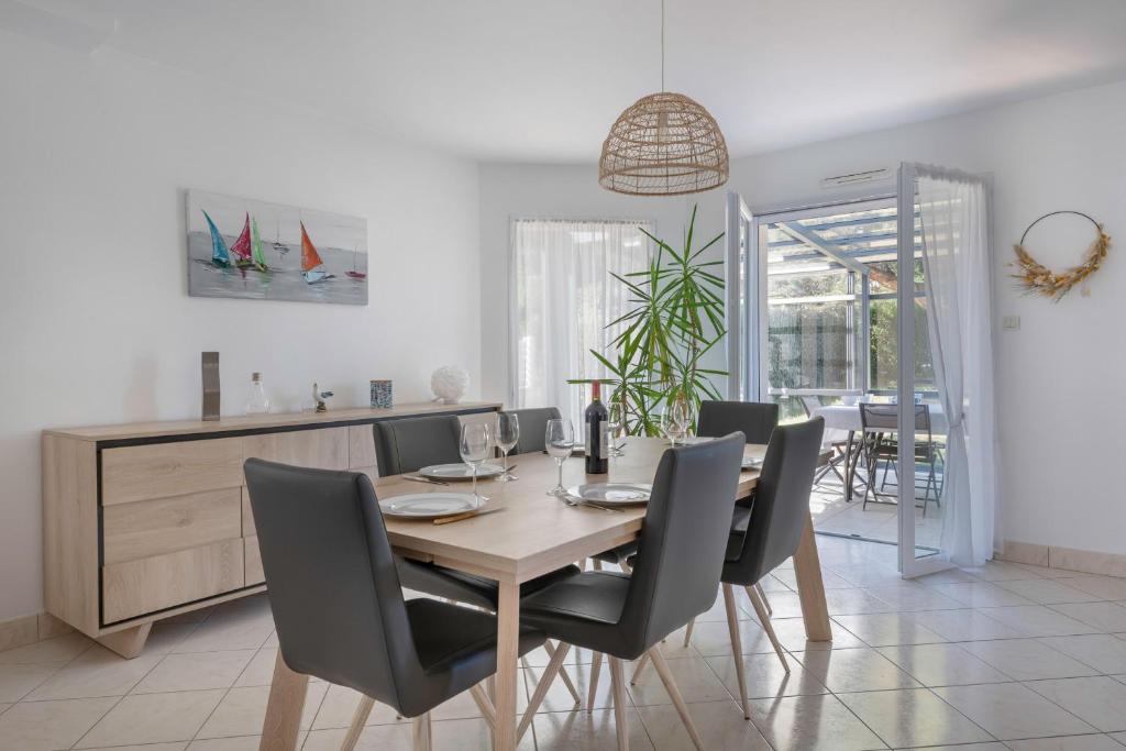 Maison avec piscine ! Pour 8 personnes a Saint-Gildas-de-Rhuys photo 3