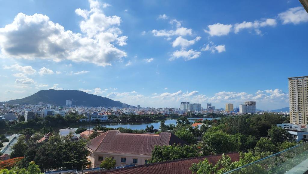 CAROLINE BEACH VUNG TAU