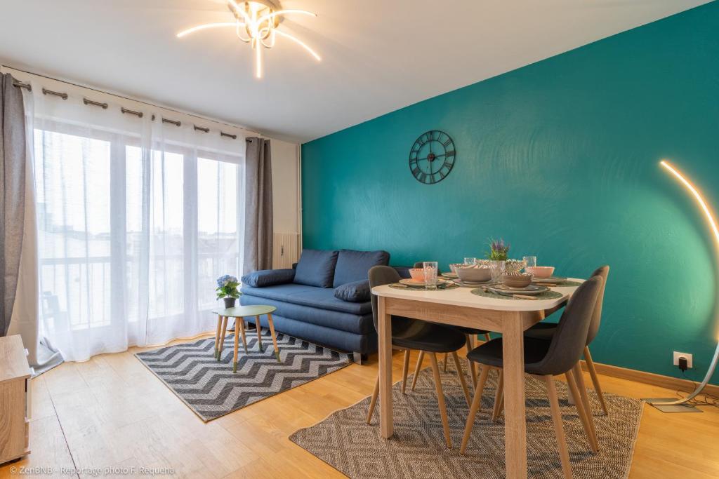 ZenBNB - LE MODERNA - Near Train Station - Spacious - Design photo 1