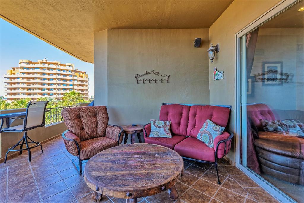 Bella Sirena 304-A Luxury Condo with Amazing View photo 1