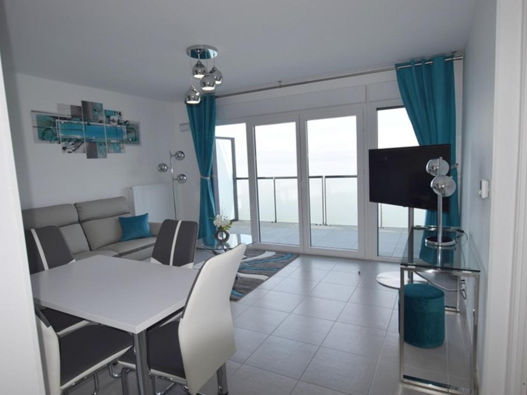Appartement Évian-les-Bains, 3 pièces, 4 personnes - FR-1-498-75 photo 1