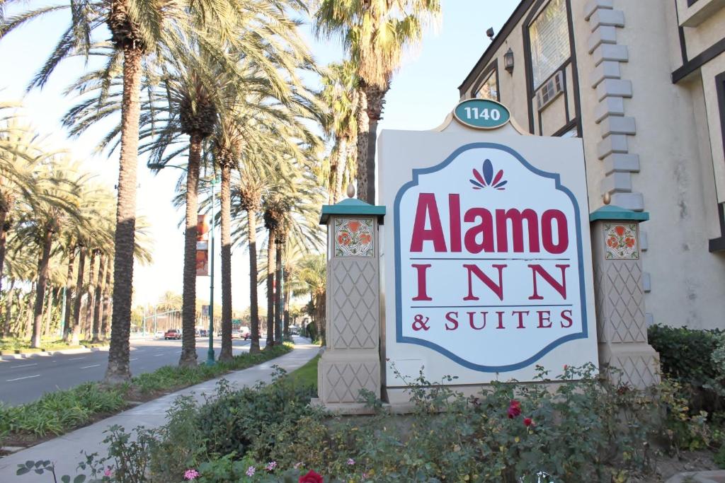 Alamo Inn & Suites image