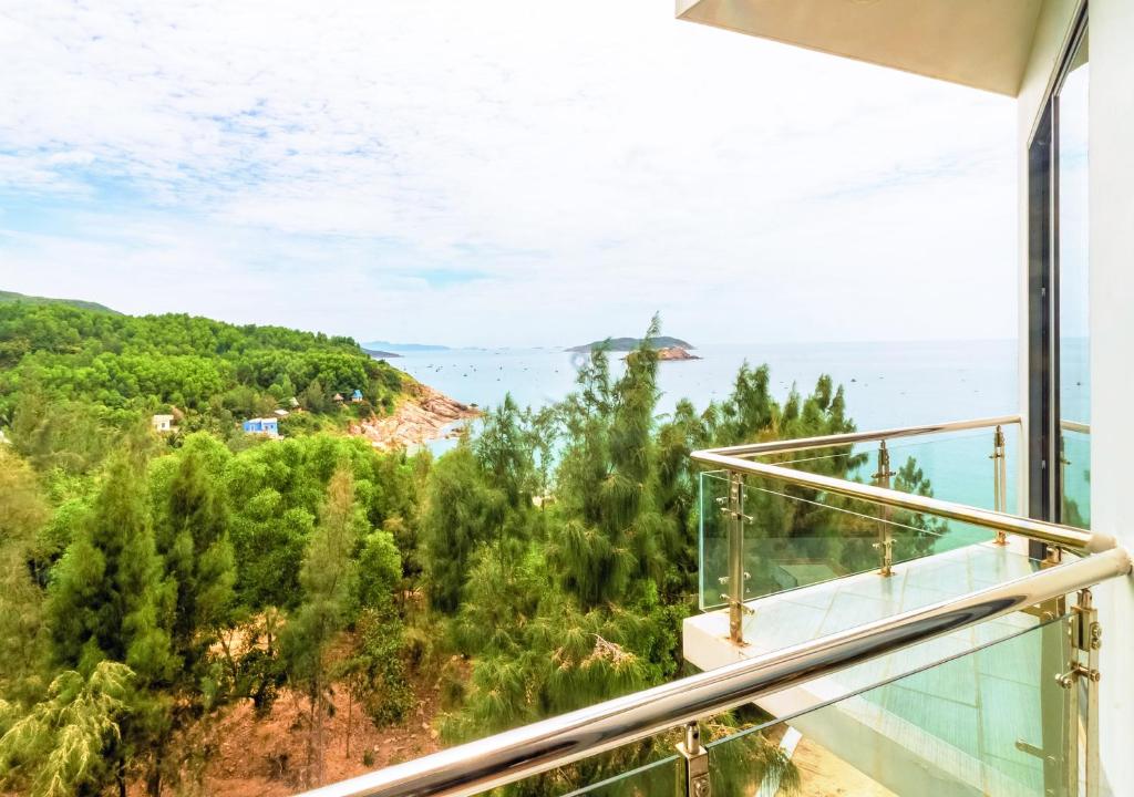 RUBEACH HOTEL & REROST