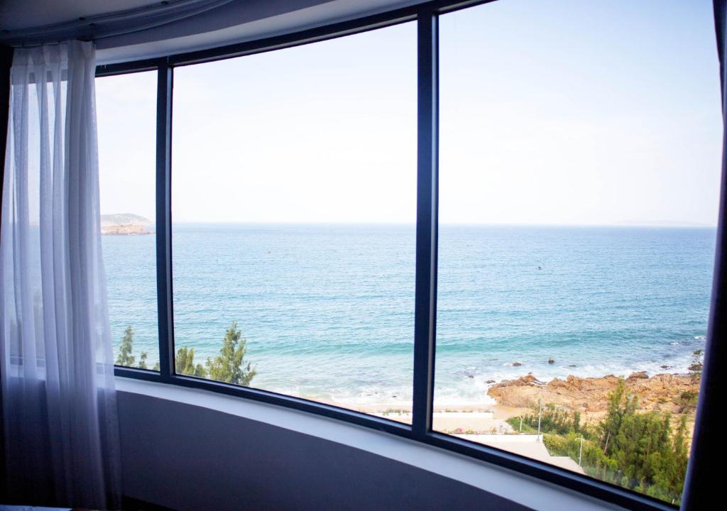 RUBEACH HOTEL & REROST