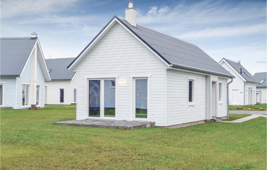 Nice Home In Ostseeresort Olpenitz With 1 Bedrooms, Wifi And Sauna