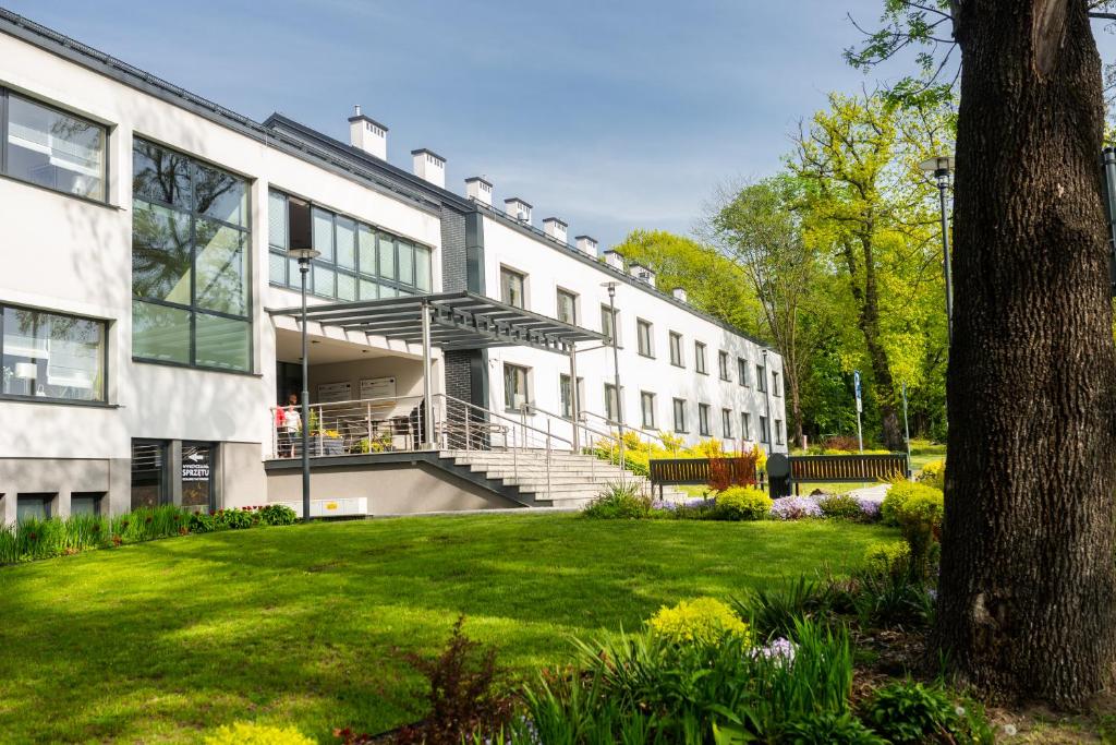 Centrum Rehabilitacji Społecznej i Zawodowej ZAZ Słoneczne Wzgórze photo 3