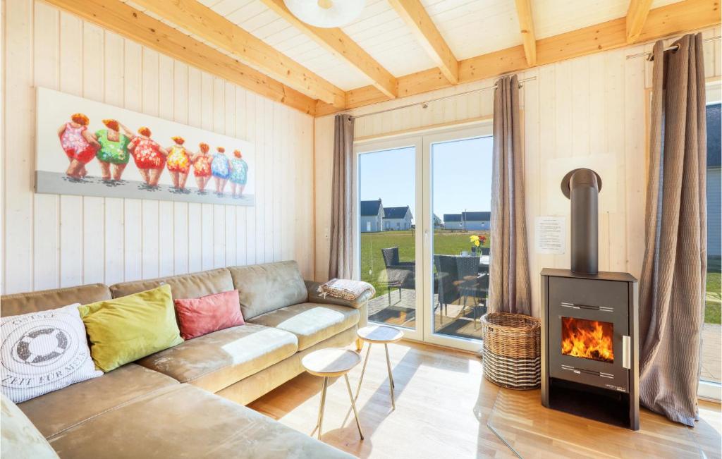 Awesome Home In Ostseeresort Olpenitz With 2 Bedrooms, Wifi And Sauna photo 2