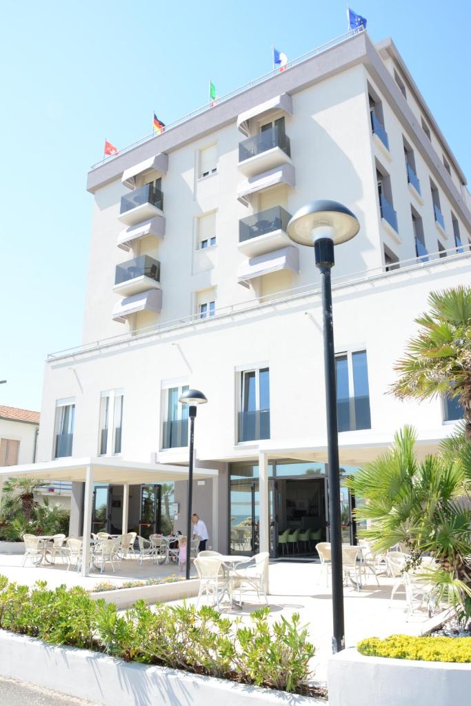 Hotel Caravel photo 2