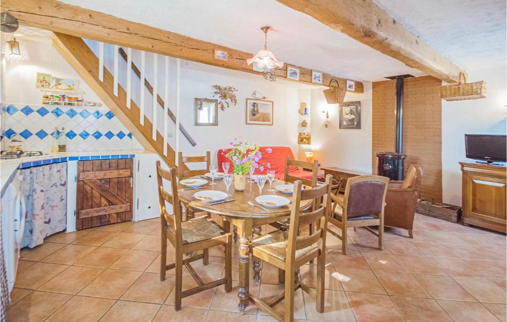 Beautiful Home In Andon With 3 Bedrooms And Wifi photo 2