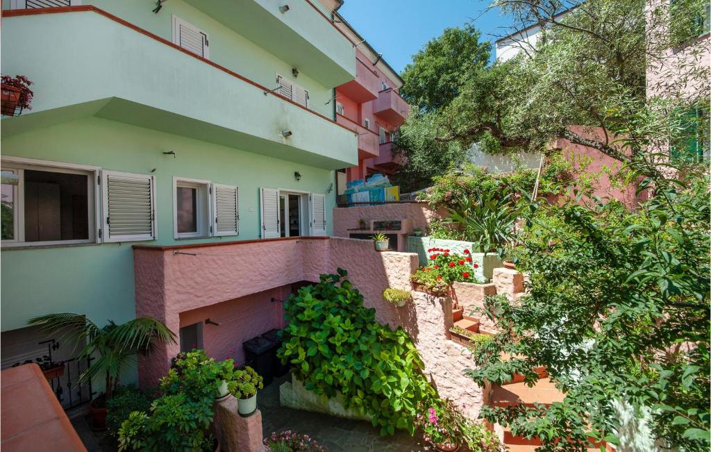 Amazing Apartment In La Maddalena With 1 Bedrooms photo 2