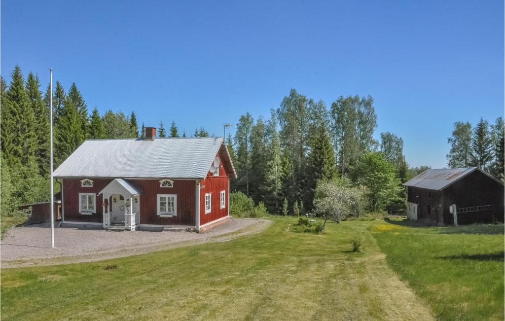 Awesome Home In Lesjfors With 3 Bedrooms And Sauna photo 4