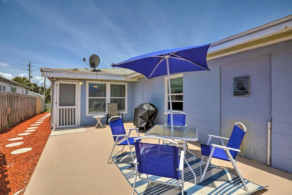 Surfside Oceanfront Cottage with Beach Access! photo 1