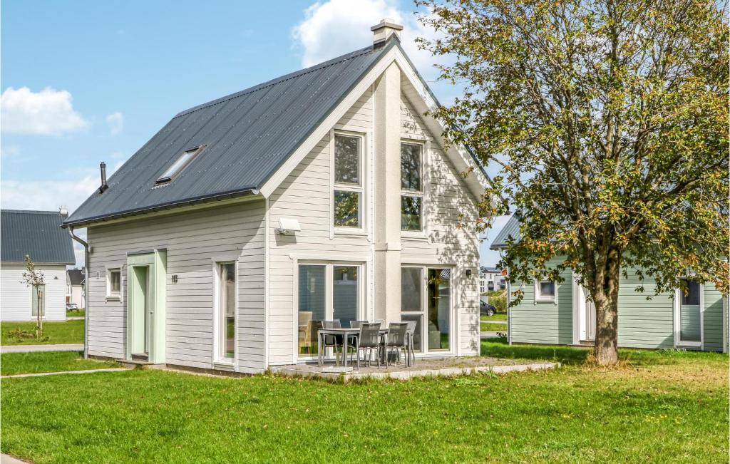 Stunning Home In Ostseeresort Olpenitz With 2 Bedrooms, Wifi And Sauna