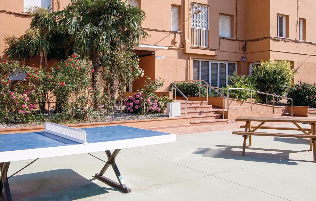 Stunning Apartment In Malgrat De Mar With 3 Bedrooms, Wifi And Outdoor Swimming Pool photo 2