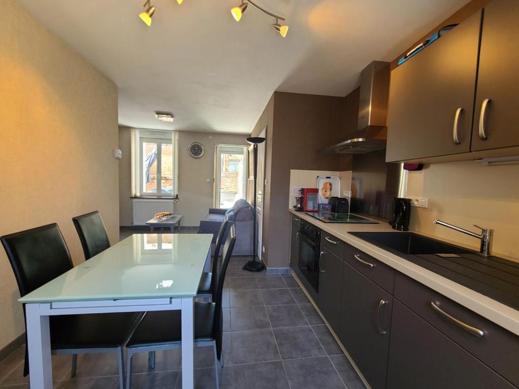 Gîte Épinal, 2 pièces, 2 personnes - FR-1-589-265 photo 2