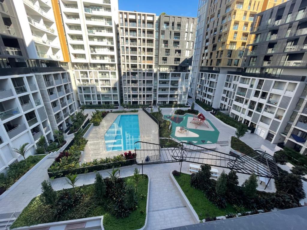 Olympic Park Delight Parking Pool Views Amazing Location photo 3
