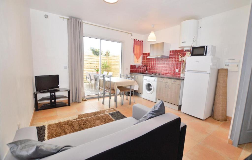 Awesome Home In Aleria With Wifi photo 2