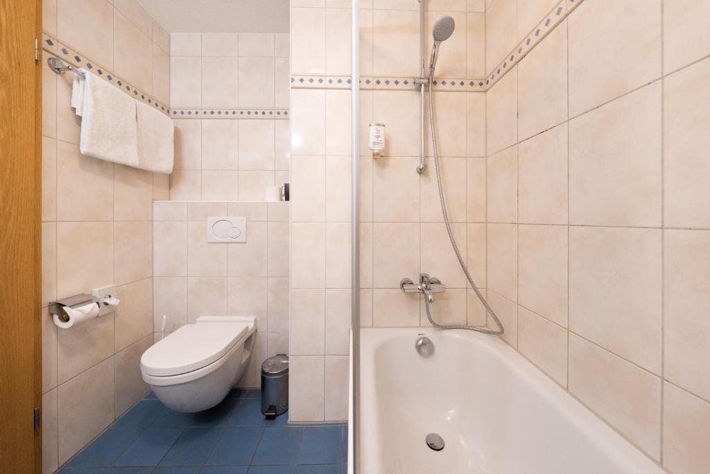 ates Hotel Kehl photo 3