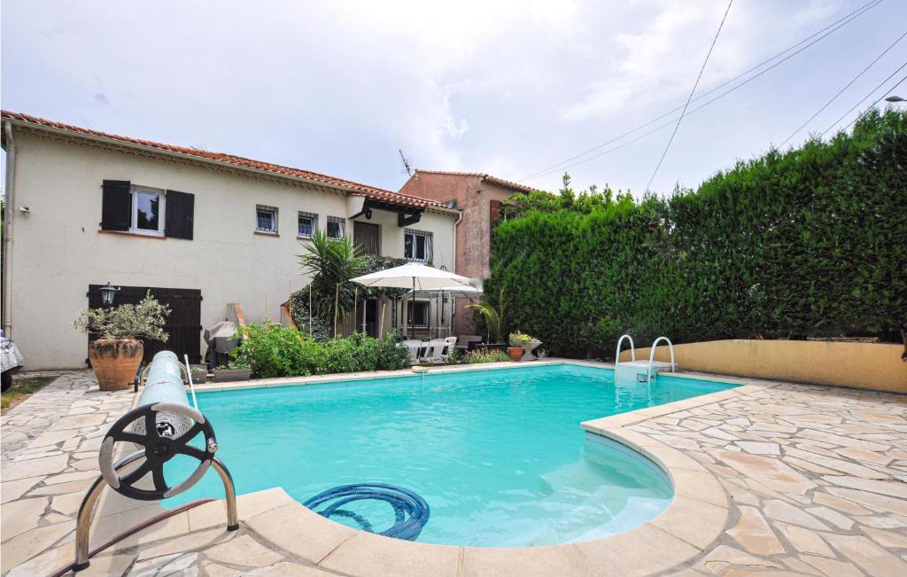 Nice Apartment In Cogolin With Outdoor Swimming Pool, Wifi And 2 Bedrooms