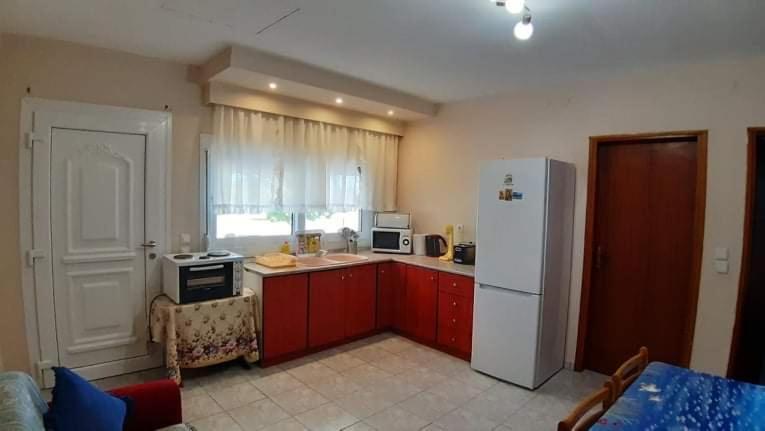 Aristoteles Apartments photo 2
