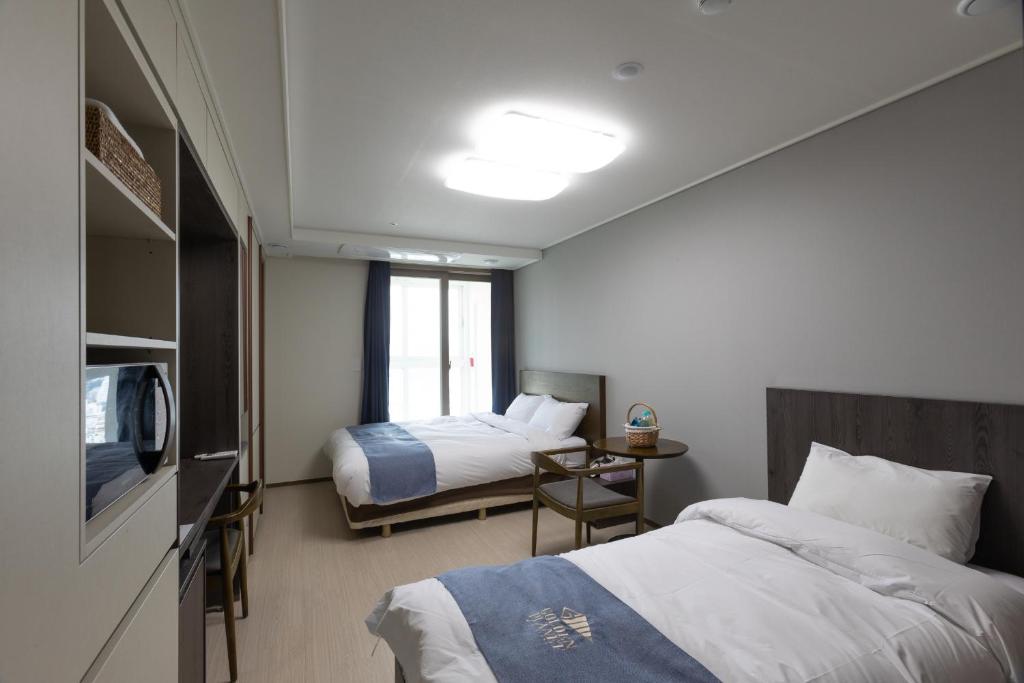 Golden Planet Hotel photo 3