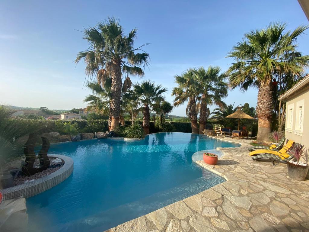 KABEN Superbe villa prestige 4 étoiles, sauna, jacuzzi, pétanque, sans vis à vis