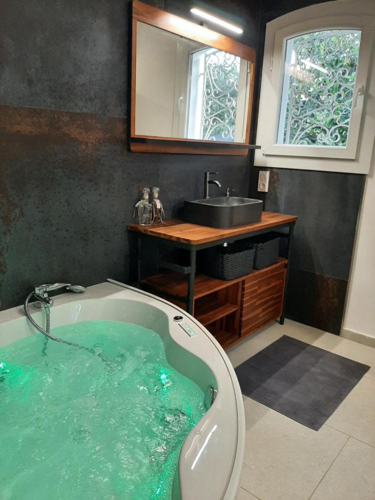 VILLA RASOA chambre LOVE photo 2